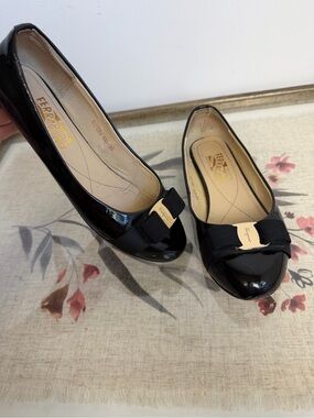 Salvatore Ferragamo Black Patent Varina Bow Flats